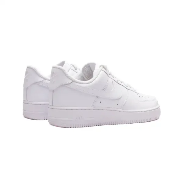 Nike Air Force 1 07 White