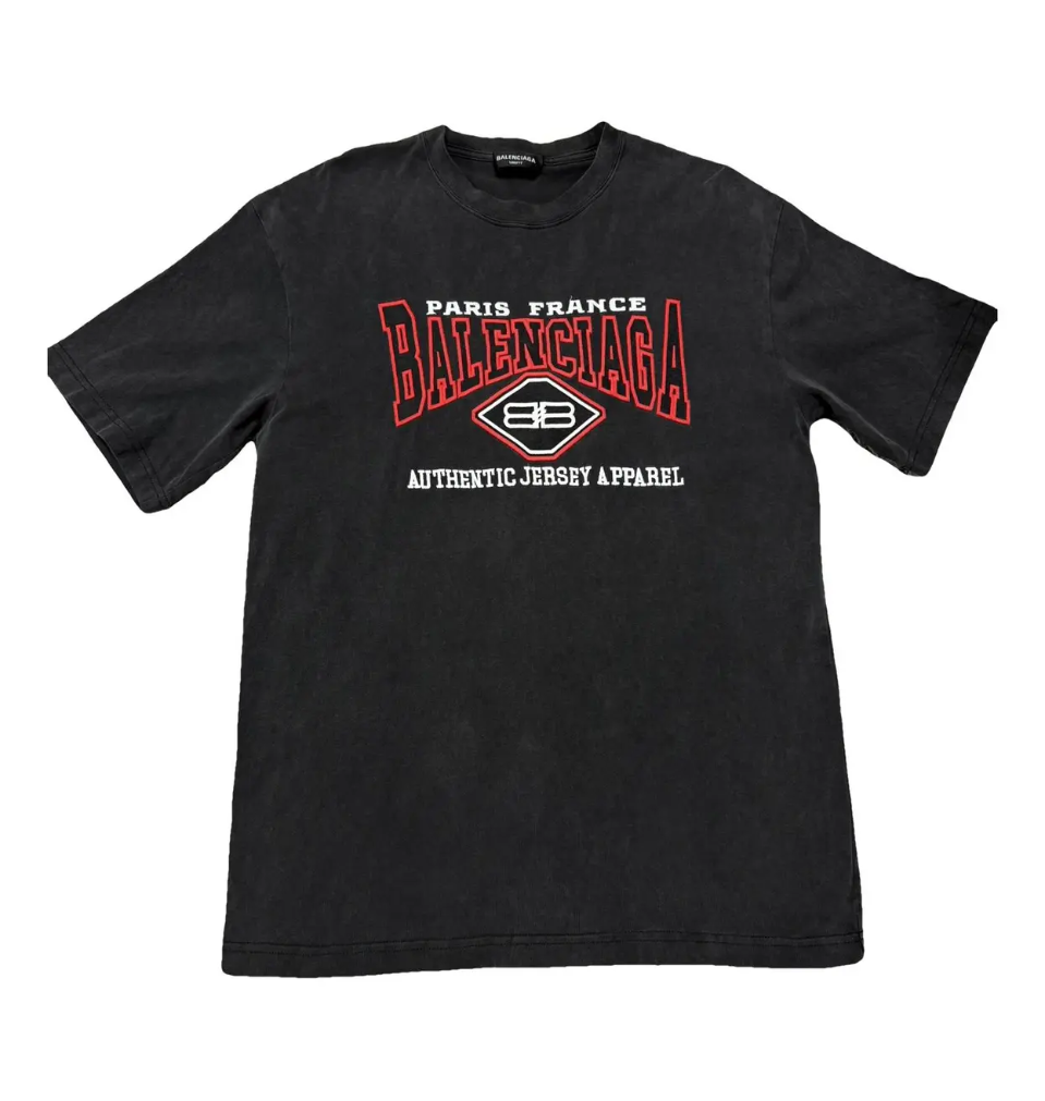 Camiseta Balenciaga Embroidered Vintage Jersey