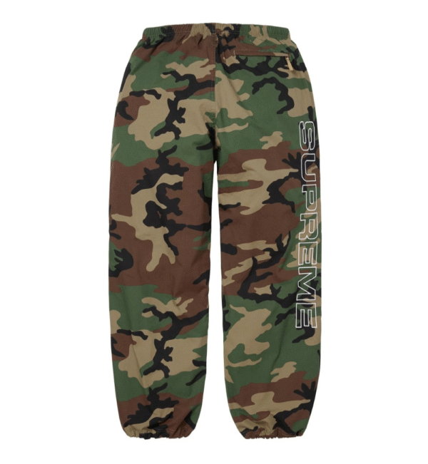 Conjunto Supreme Spellout Embroidered Ripstop Camuflado