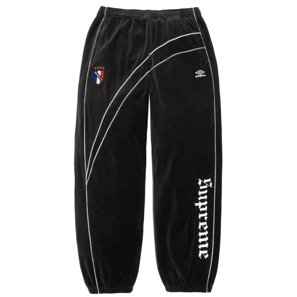 Conjunto Supreme x Umbro Velour Track Black